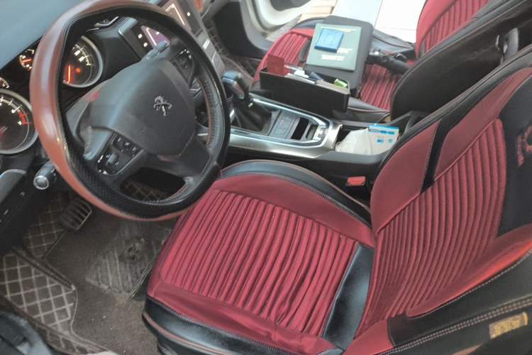 Used Peugeot 408 2015 1.2T Automatic Luxury Edition Left Front Seat