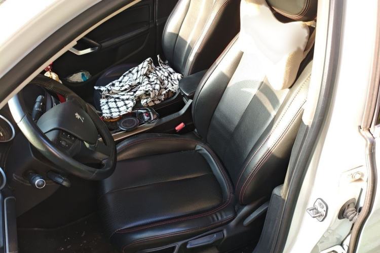 Used Peugeot 408 2015 1.2T Automatic Luxury Edition Left Front Seat