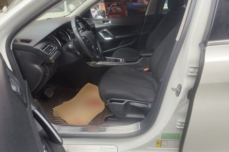 Used Peugeot 408 2015 1.2T Automatic Luxury Edition Left Front Seat