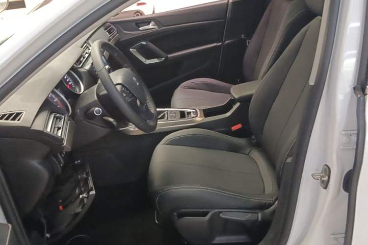 Used Peugeot 408 2015 1.2T Automatic Luxury Edition Left Front Seat