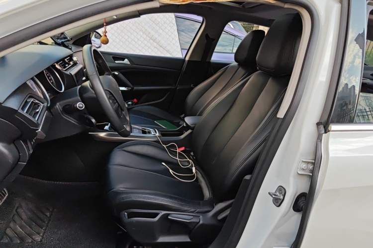 Used Peugeot 408 2015 1.2T Automatic Luxury Edition Left Front Seat