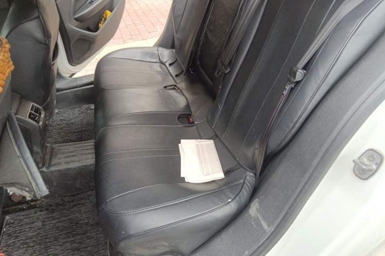 Used Peugeot 408 2015 1.2T Automatic Luxury Edition Left Rear Seat