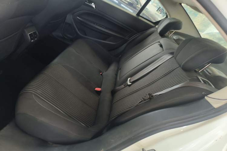 Used Peugeot 408 2015 1.2T Automatic Luxury Edition Left Rear Seat
