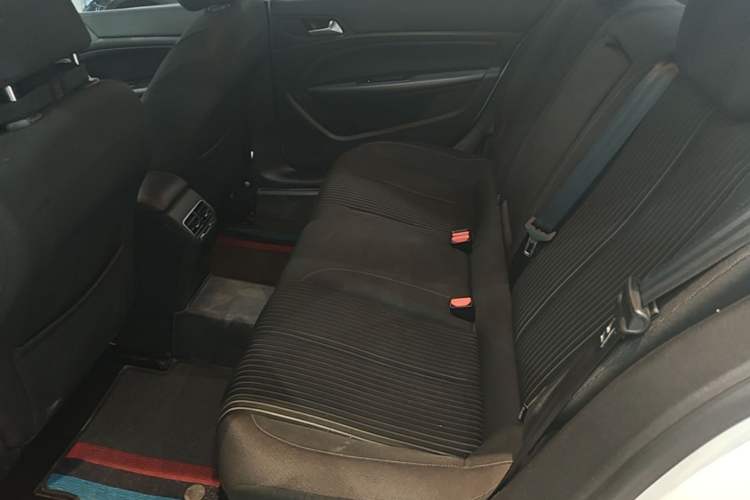 Used Peugeot 408 2015 1.2T Automatic Luxury Edition Left Rear Seat