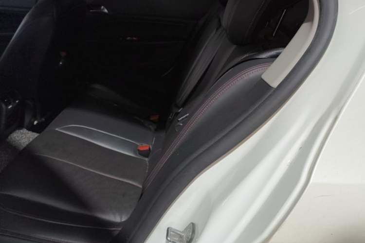 Used Peugeot 408 2015 1.2T Automatic Luxury Edition Left Rear Seat