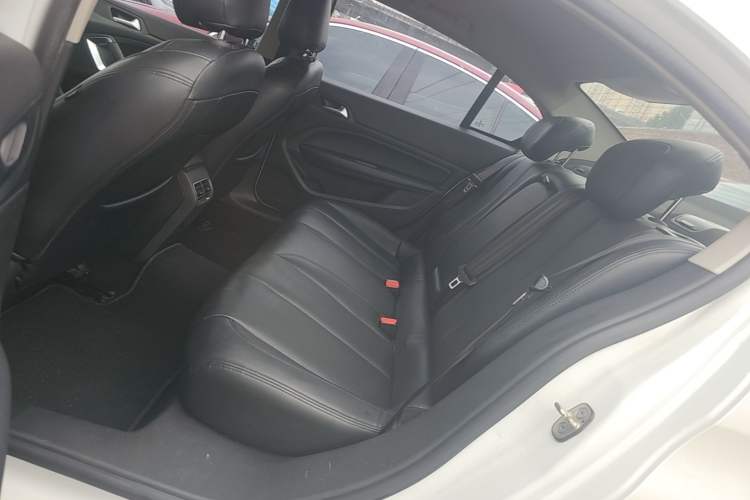 Used Peugeot 408 2015 1.2T Automatic Luxury Edition Left Rear Seat