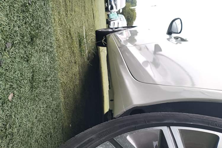 Used Peugeot 408 2015 1.2T Automatic Luxury Edition Left Side Sill