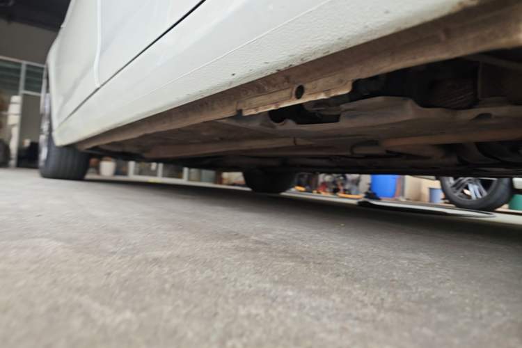 Used Peugeot 408 2015 1.2T Automatic Luxury Edition Left Side Sill