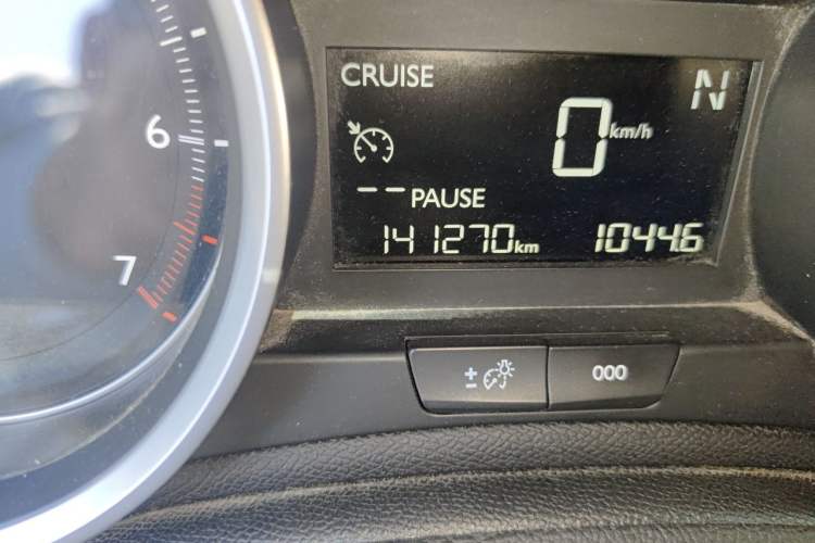 Used Peugeot 408 2015 1.2T Automatic Luxury Edition Odometer Close Up