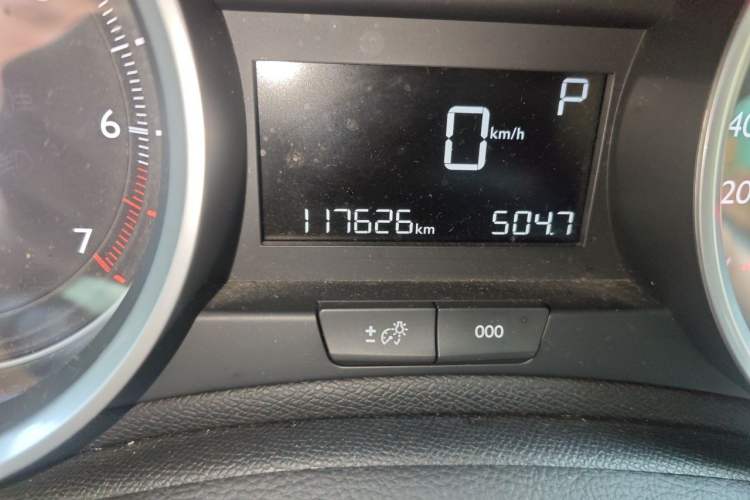 Used Peugeot 408 2015 1.2T Automatic Luxury Edition Odometer Close Up