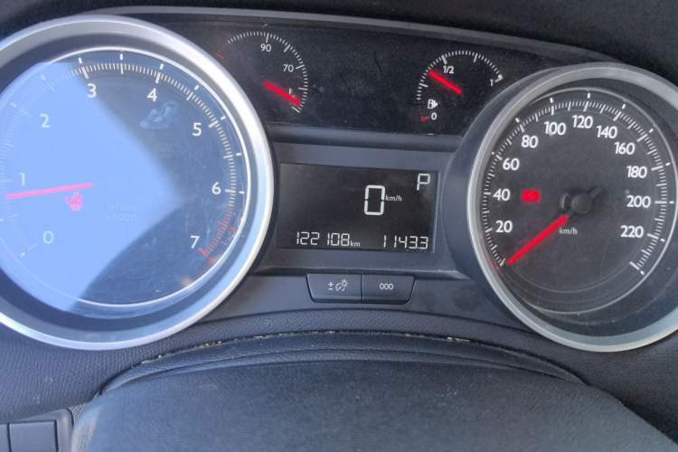 Used Peugeot 408 2015 1.2T Automatic Luxury Edition Odometer Close Up