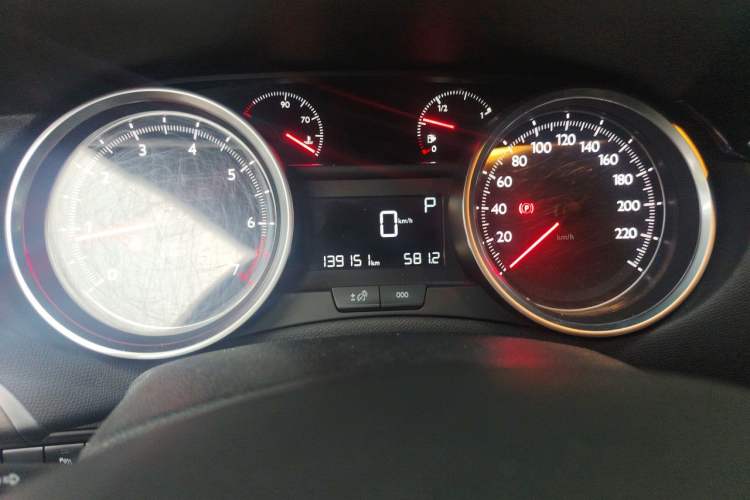 Used Peugeot 408 2015 1.2T Automatic Luxury Edition Odometer Close Up
