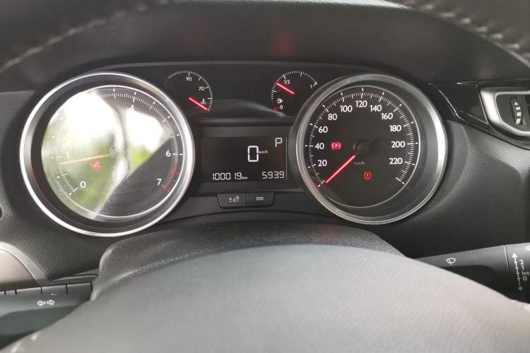 Used Peugeot 408 2015 1.2T Automatic Luxury Edition Odometer Close Up