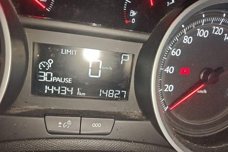 Used Peugeot 408 2015 1.2T Automatic Luxury Edition Odometer Close Up