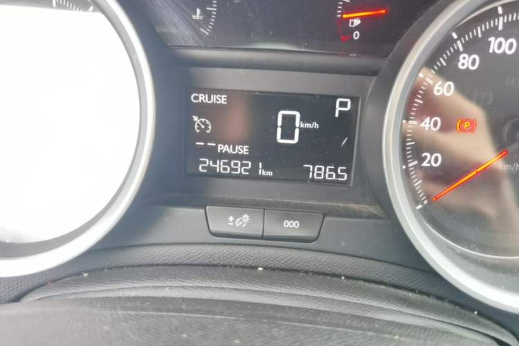 Used Peugeot 408 2015 1.2T Automatic Luxury Edition Odometer Close Up