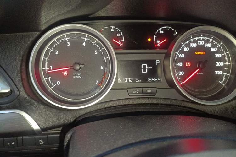 Used Peugeot 408 2015 1.2T Automatic Luxury Edition Odometer Close Up