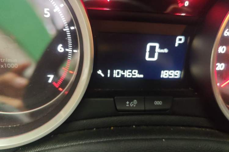 Used Peugeot 408 2015 1.2T Automatic Luxury Edition Odometer Close Up
