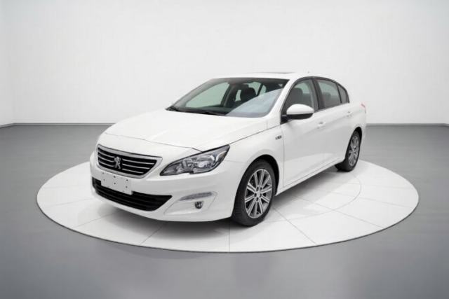 Ojetý Peugeot 408 2015 1.2T Automatic Luxury Edition