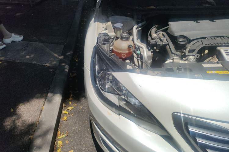 Used Peugeot 408 2015 1.2T Automatic Luxury Edition Right Front Headlight