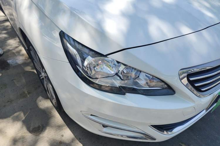 Used Peugeot 408 2015 1.2T Automatic Luxury Edition Right Front Headlight