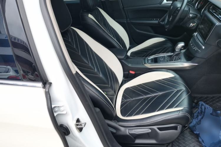 Used Peugeot 408 2015 1.2T Automatic Luxury Edition Right Front Seat