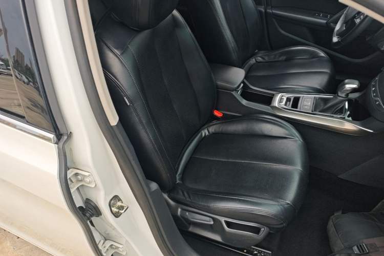 Used Peugeot 408 2015 1.2T Automatic Luxury Edition Right Front Seat