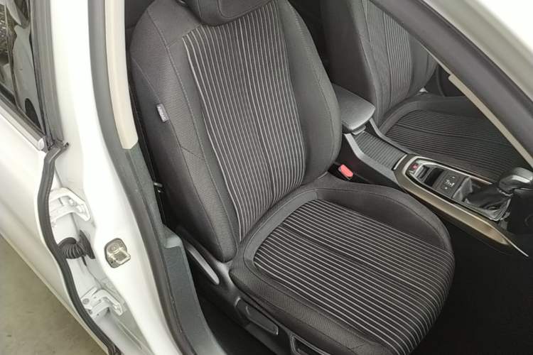 Used Peugeot 408 2015 1.2T Automatic Luxury Edition Right Front Seat