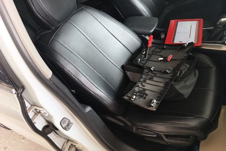 Used Peugeot 408 2015 1.2T Automatic Luxury Edition Right Front Seat
