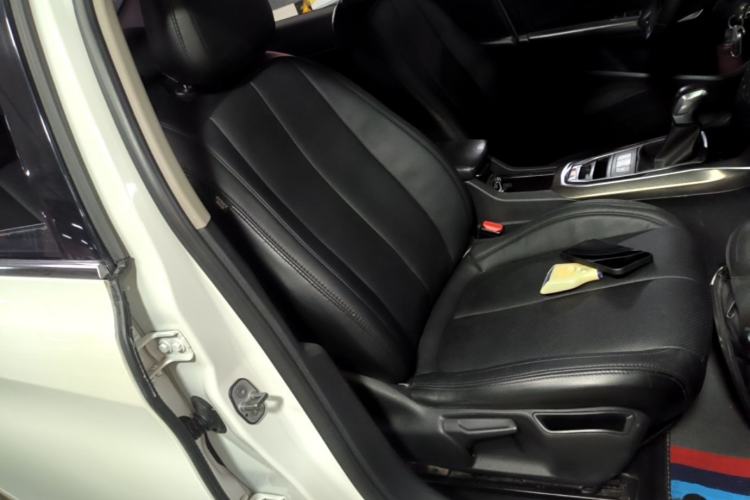 Used Peugeot 408 2015 1.2T Automatic Luxury Edition Right Front Seat