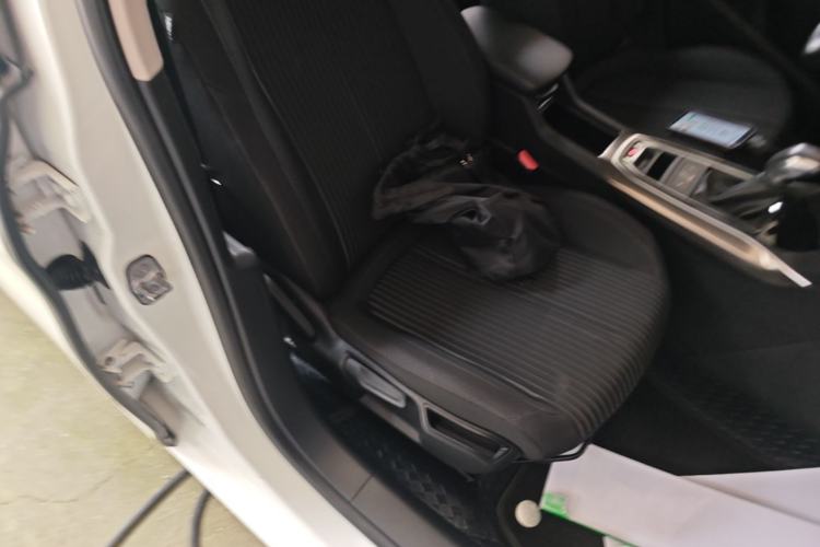 Used Peugeot 408 2015 1.2T Automatic Luxury Edition Right Front Seat