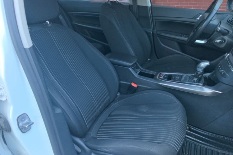 Used Peugeot 408 2015 1.2T Automatic Glory Edition Right Front Seat