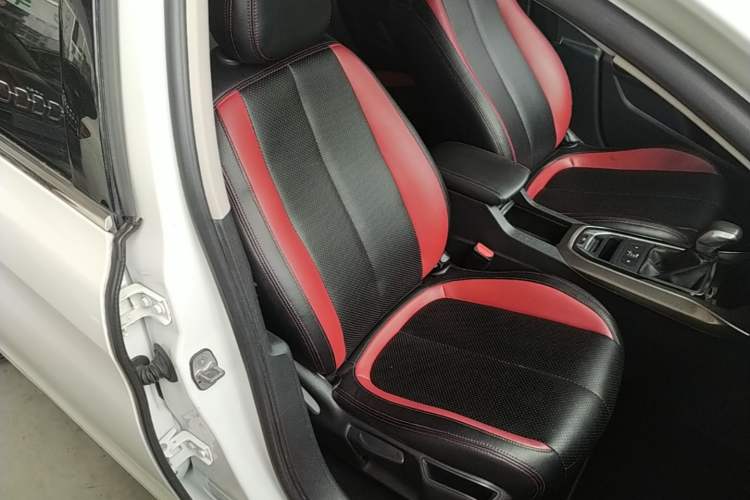 Used Peugeot 408 2015 1.2T Automatic Luxury Edition Right Front Seat
