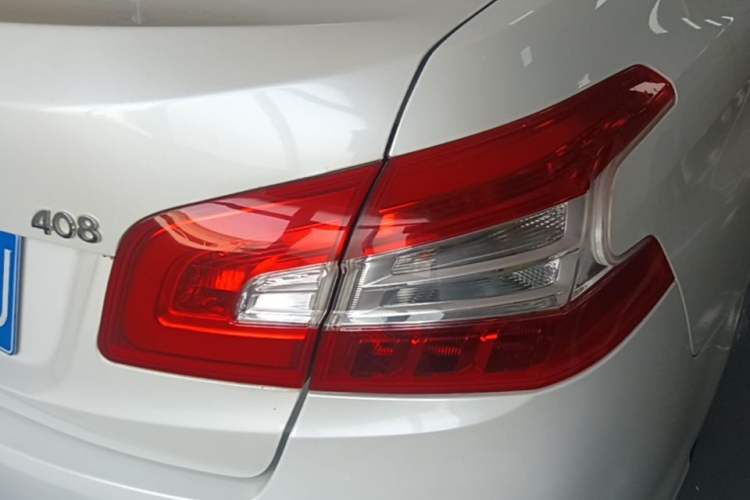 Used Peugeot 408 2015 1.2T Automatic Luxury Edition Right Rear Taillight