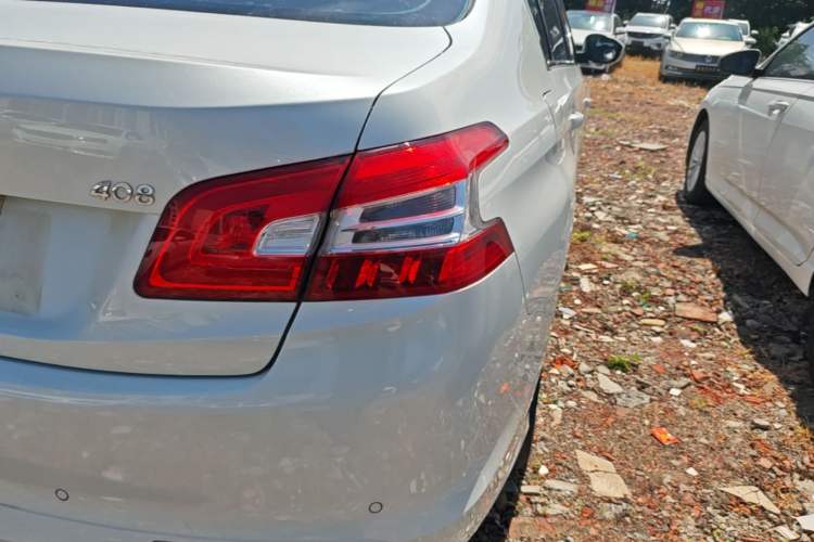 Used Peugeot 408 2015 1.2T Automatic Luxury Edition Right Rear Taillight