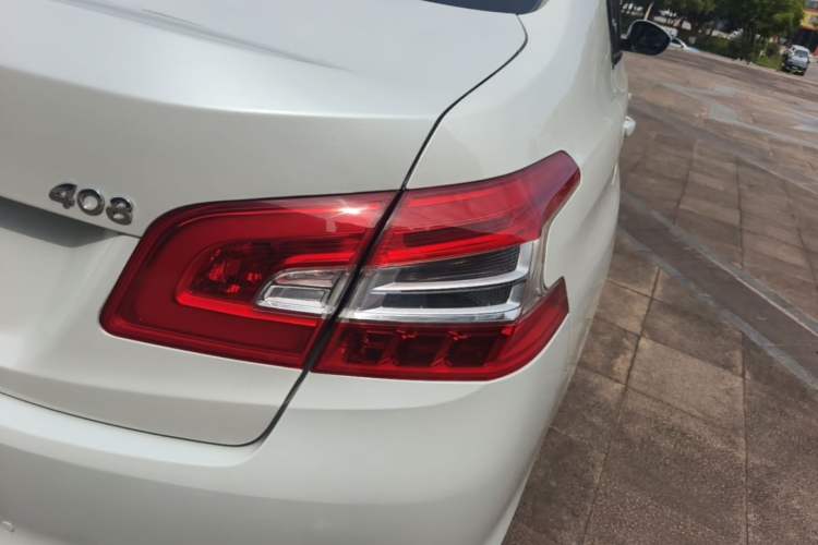 Used Peugeot 408 2015 1.2T Automatic Luxury Edition Right Rear Taillight