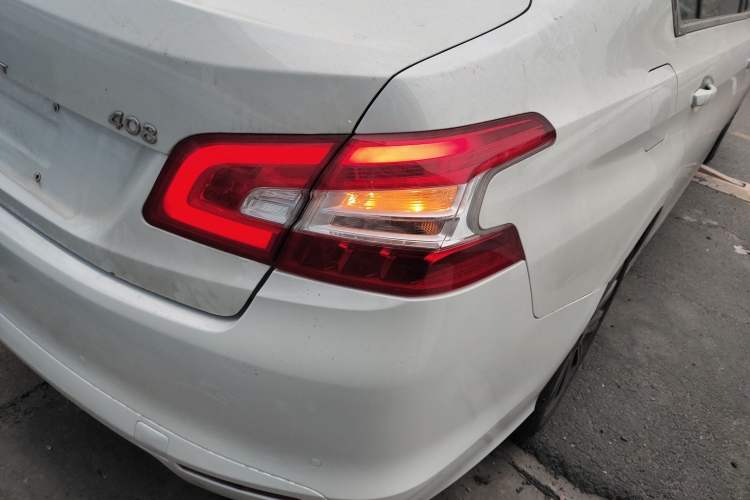 Used Peugeot 408 2015 1.2T Automatic Luxury Edition Right Rear Taillight
