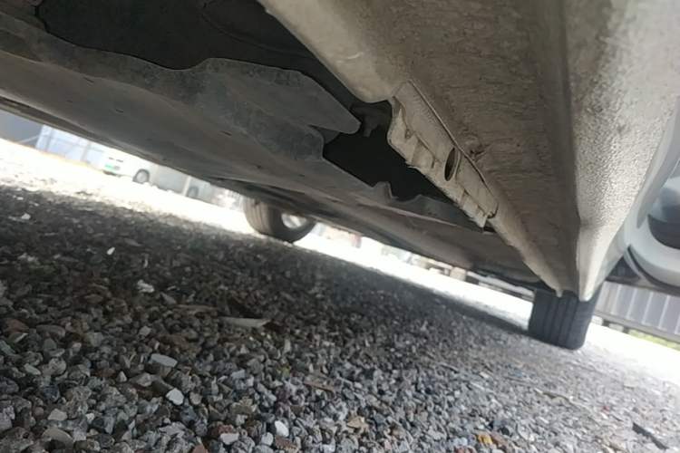 Used Peugeot 408 2015 1.2T Automatic Luxury Edition Right Side Sill