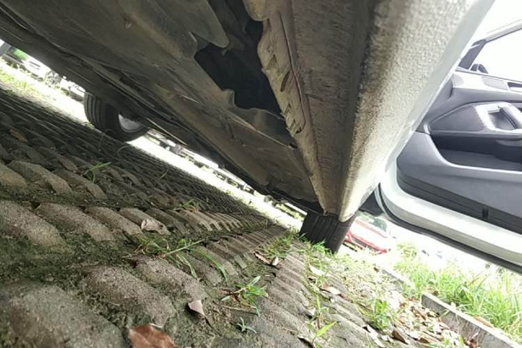 Used Peugeot 408 2015 1.2T Automatic Luxury Edition Right Side Sill