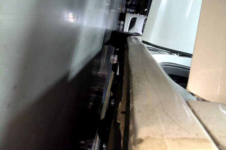 Used Peugeot 408 2015 1.2T Automatic Luxury Edition Right Side Sill