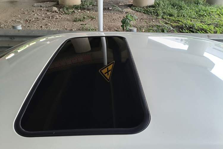 Used Peugeot 408 2015 1.2T Automatic Glory Edition Roof