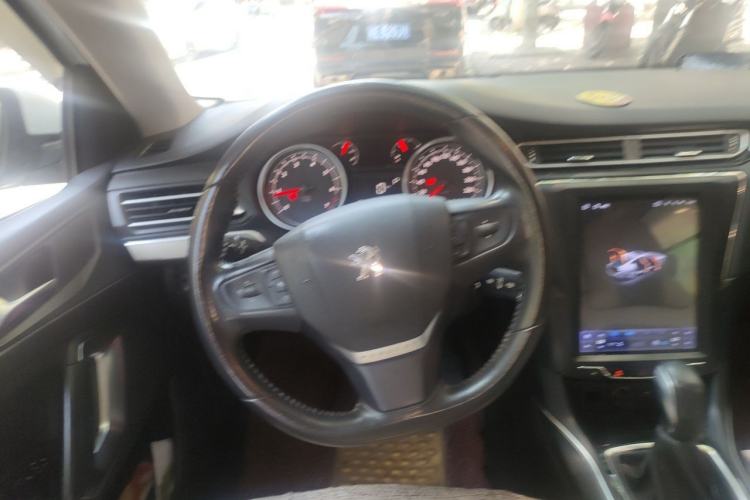 Used Peugeot 408 2015 1.2T Automatic Luxury Edition Steering Wheel