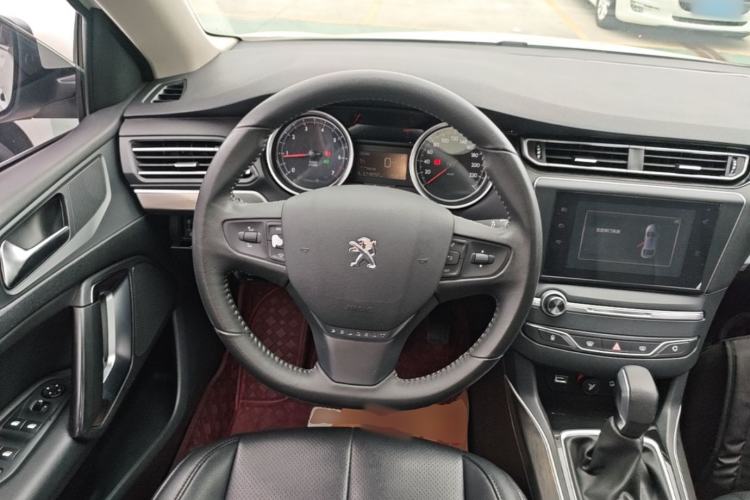 Used Peugeot 408 2015 1.2T Automatic Luxury Edition Steering Wheel