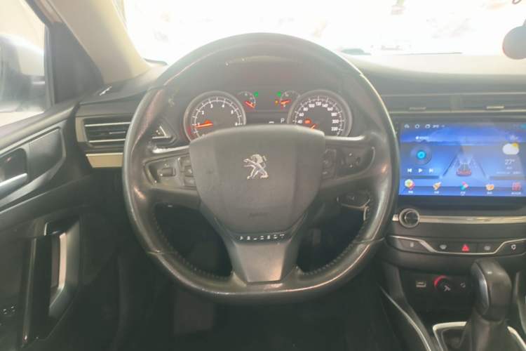 Used Peugeot 408 2015 1.2T Automatic Luxury Edition Steering Wheel
