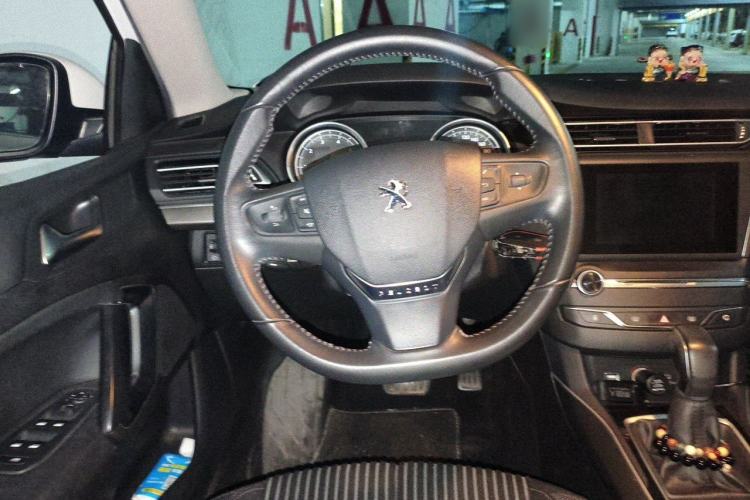 Used Peugeot 408 2015 1.2T Automatic Luxury Edition Steering Wheel