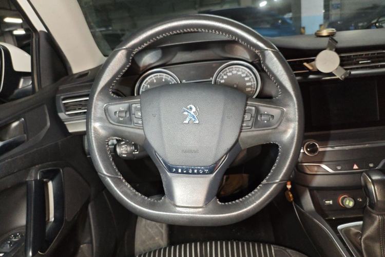 Used Peugeot 408 2015 1.2T Automatic Luxury Edition Steering Wheel