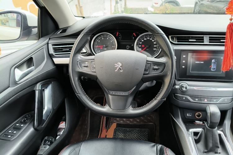 Used Peugeot 408 2015 1.2T Automatic Luxury Edition Steering Wheel