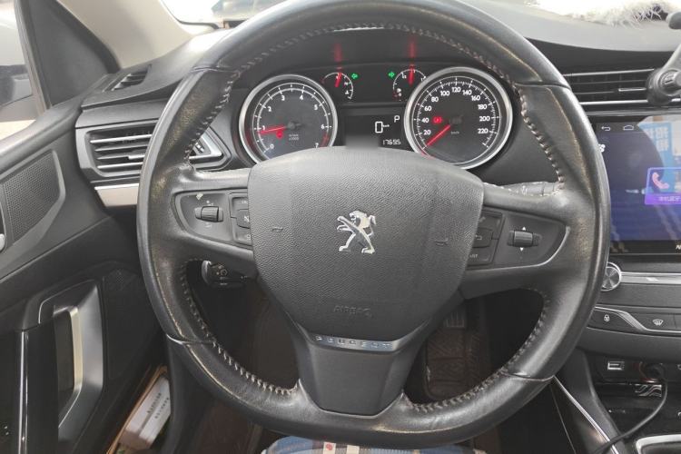 Used Peugeot 408 2015 1.2T Automatic Luxury Edition Steering Wheel