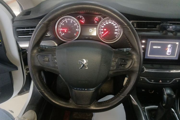 Used Peugeot 408 2015 1.2T Automatic Luxury Edition Steering Wheel