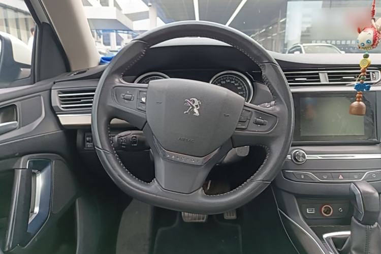 Used Peugeot 408 2015 1.2T Automatic Luxury Edition Steering Wheel