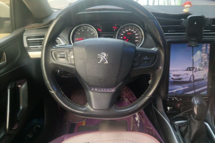 Used Peugeot 408 2015 1.2T Automatic Luxury Edition Steering Wheel